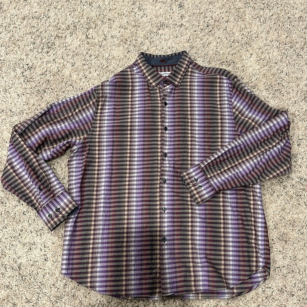 Tommy Bahama XL Button Down Long Sleeve Shirt